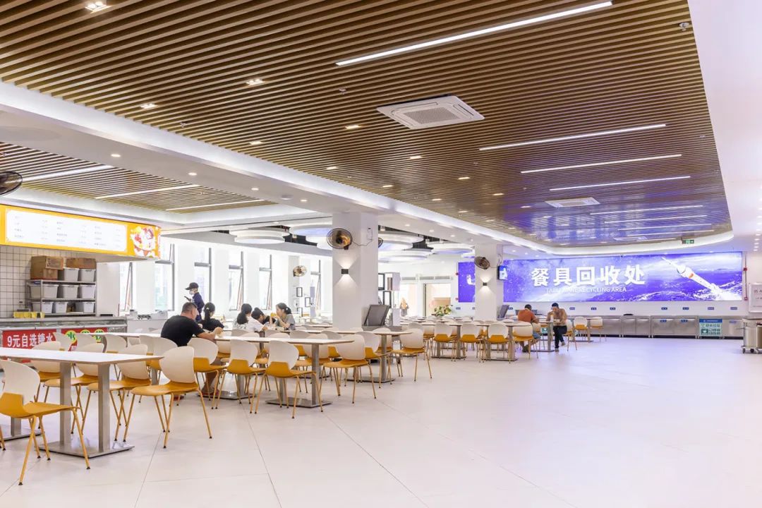 廣東肇慶航空職業(yè)學(xué)院